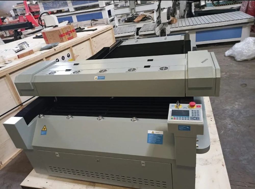 Acrylic Cutting Machine